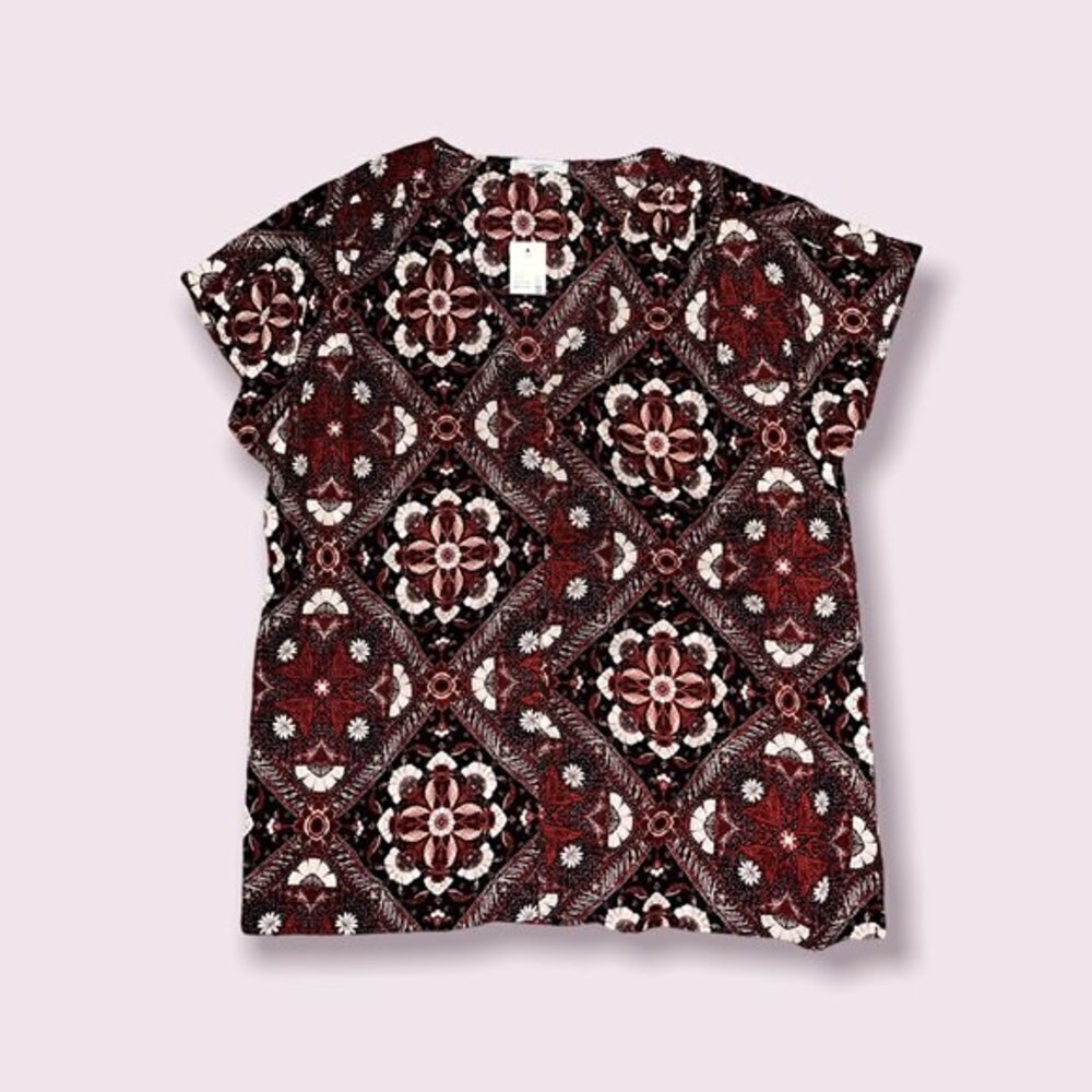 Maurices Floral Geometric Blouse Maroon Red Button Front NWT Womens Size Medium